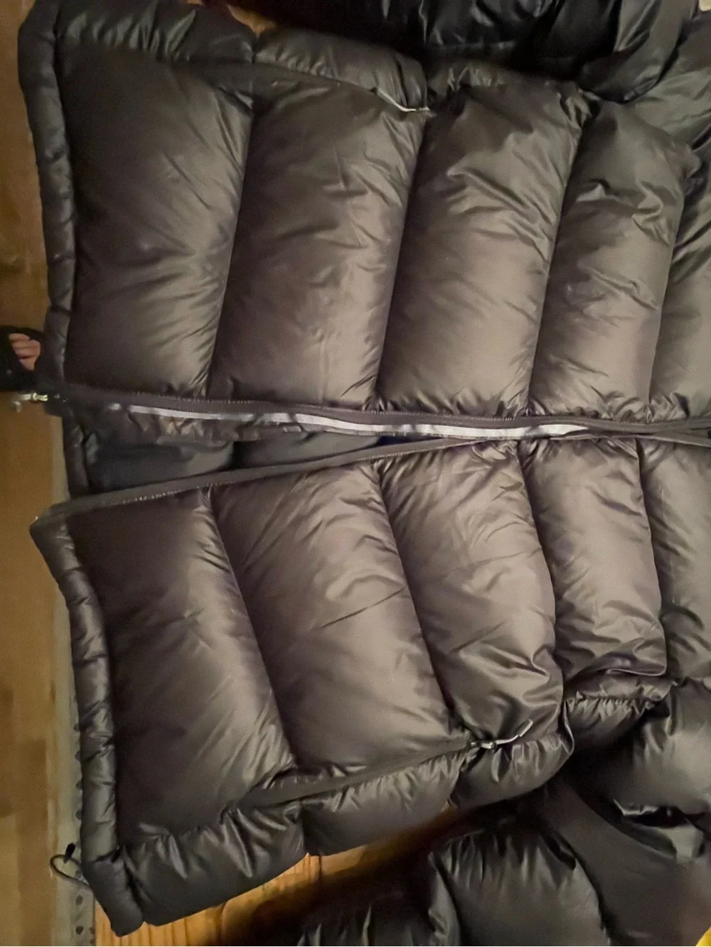 MOUNTAIN HARDWEAR Q-SHIELD 650 DOWN JACKET NWOT MENS XL BLACK THICK AWSOME - Picture 10 of 13